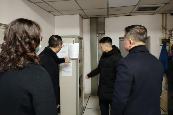 省AG尊时凯龙人生就博集团党委书记、董事长游勇检查督导春节安全生产并看望慰问干部员工